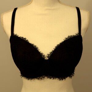 Victoria's Secret Chantilly Lace Bra 34DD